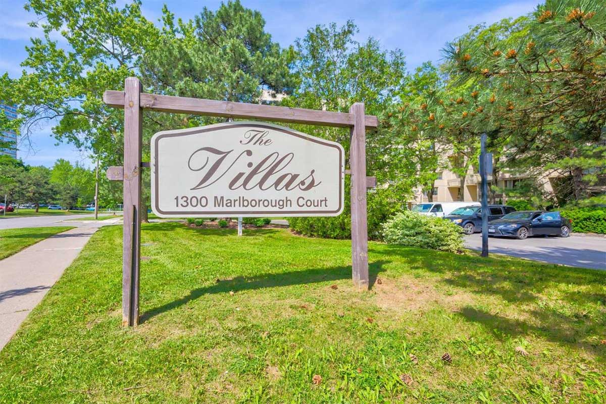 The Villas entrance sign.